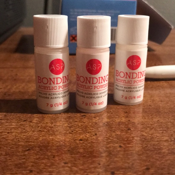 Acrylic nail kit - Picture 6 of 7